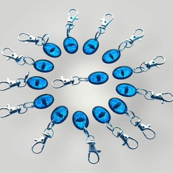 𝑯𝒂𝒏𝒅𝒎𝒂𝒅𝒆 Blue Dragon Eye Keychain w/Gift Bag - Picture 5 of 9